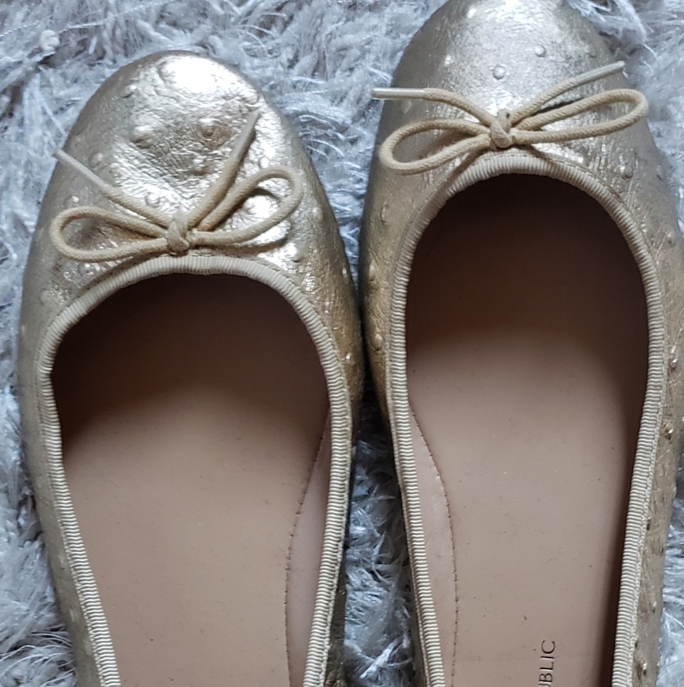 Banana Republic shoes